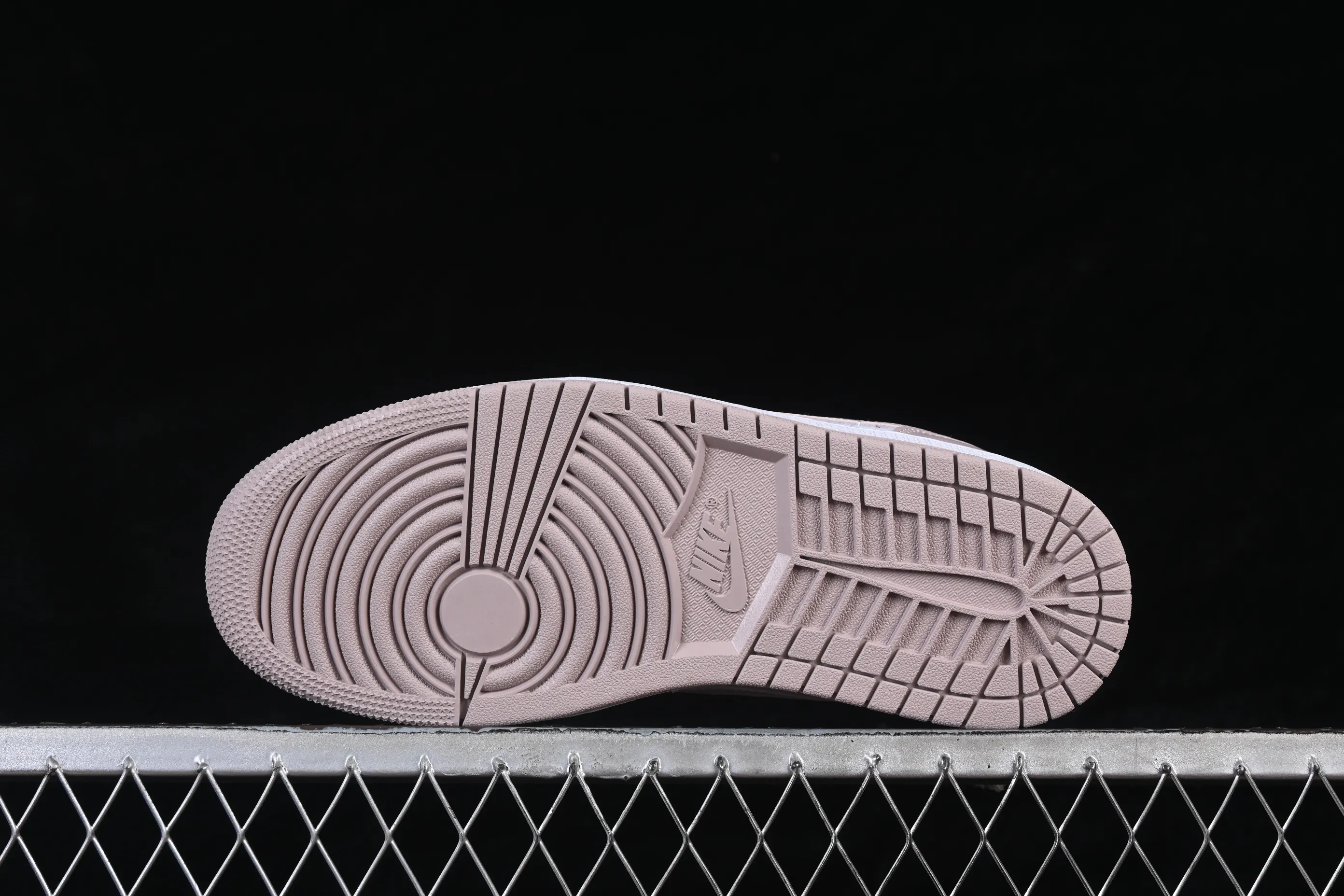 All categories Air Jordan Jordan series basketball shoes Air Jordan 1 Low Air Jordan 1 Low AJ1 Joe 1 rice white powder low-top cultural casual sneakers DC0774-606